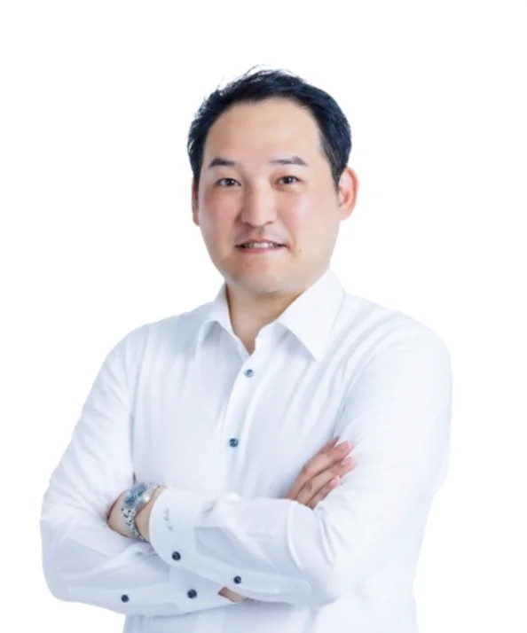 代表社員CEO 越智慎二